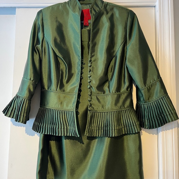 JS Collection suits - Picture 2 of 6